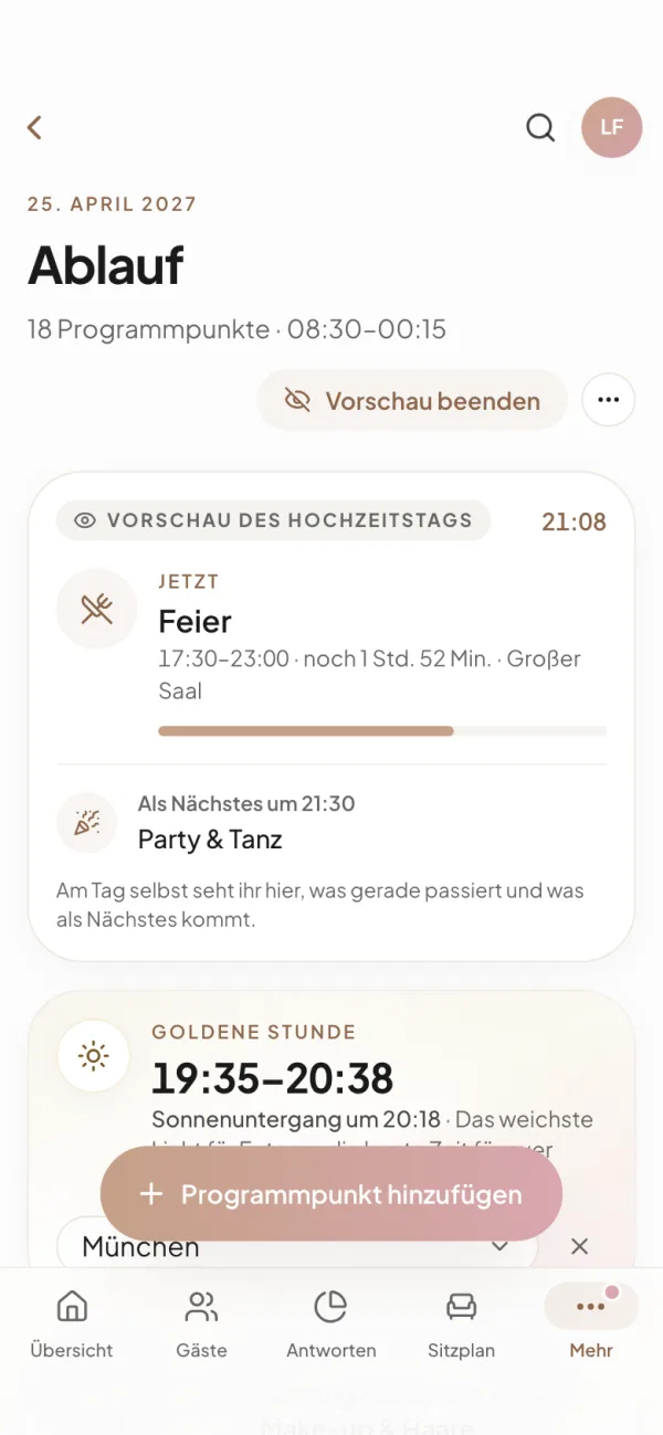 Vorschau des Hochzeitstags am Handy: Karte „Jetzt“ mit dem aktuellen Punkt, dem nächsten Punkt und der goldenen Stunde